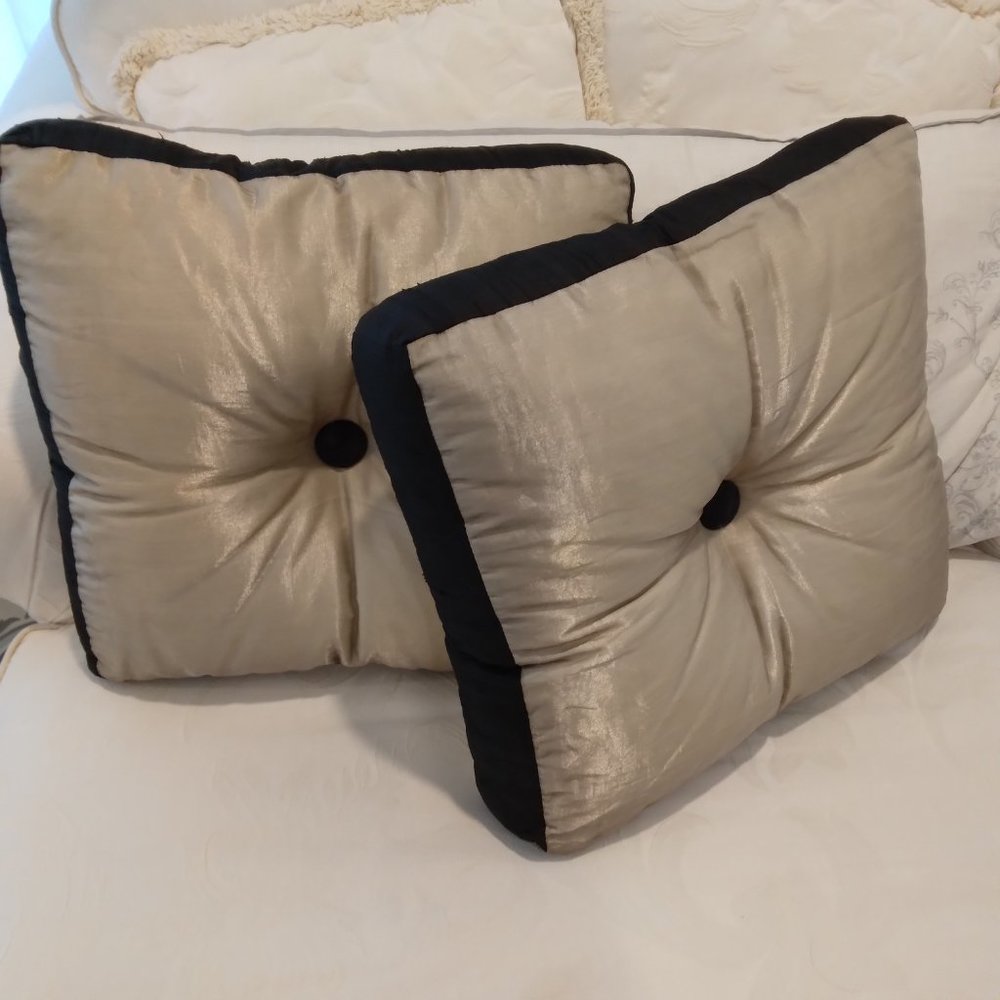 PAIR OF CREAM AND TAUPE DUPIONI SILK THROW PILLOWS CUSTOM MADE